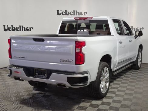 New 2026 Chevrolet Silverado 1500 High Country w/ Technology Package AWD/4WD image 7
