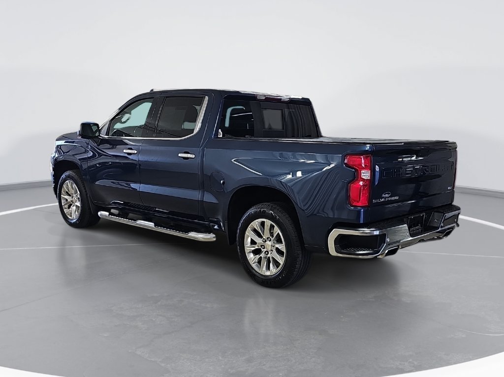 Used 2019 Chevrolet Silverado 1500 LTZ AWD/4WD image 6