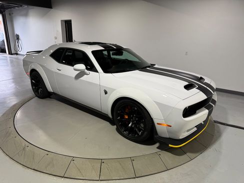 Used 2023 Dodge Challenger SRT Hellcat RWD image 11