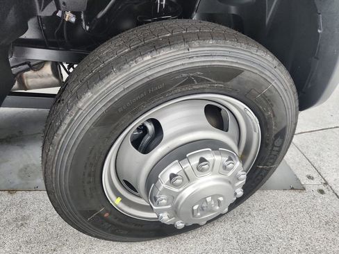 New 2026 RAM 4500 Tradesman w/ Chrome Appearance Group image 24