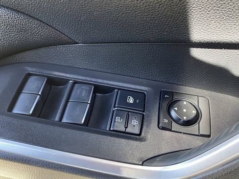 Certified 2023 Toyota RAV4 XLE Premium AWD/4WD image 25