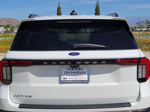 New 2026 Ford Explorer Active w/ Active Comfort Package RWD image 19