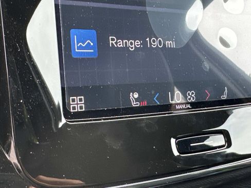 New 2025 Volvo EX40 Core w/ Climate Package image 19