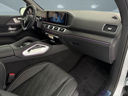 New 2026 Mercedes-Benz Maybach GLS 600 4MATIC image 21
