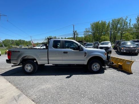 Used 2021 Ford F250 XL w/ Power Equipment Group AWD/4WD image 7