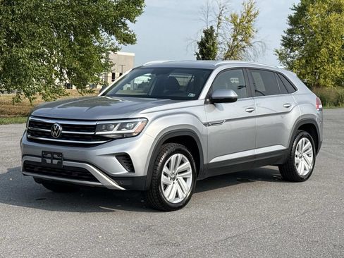 Used 2023 Volkswagen Atlas Cross Sport SE AWD/4WD image 28