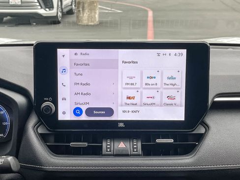 Used 2023 Toyota RAV4 Limited image 13