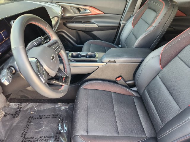 Used 2024 Chevrolet Equinox EV RS FWD image 3