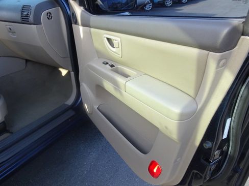 Used 2009 Kia Sorento LX image 14