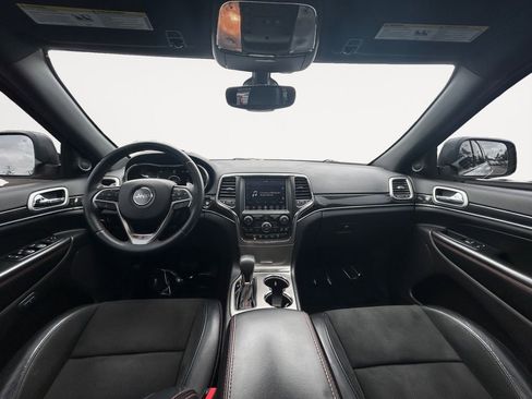 Used 2018 Jeep Grand Cherokee Trailhawk AWD/4WD image 11
