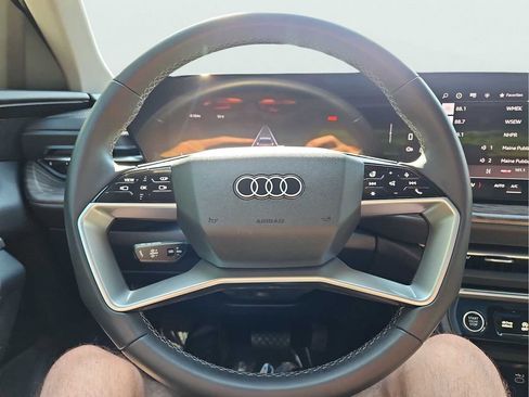 Certified 2025 Audi Q5 Premium w/ Premium Plus AWD/4WD image 18