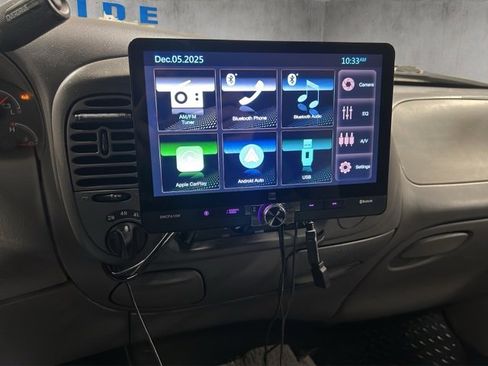 Used 2002 Ford F150 XLT image 16