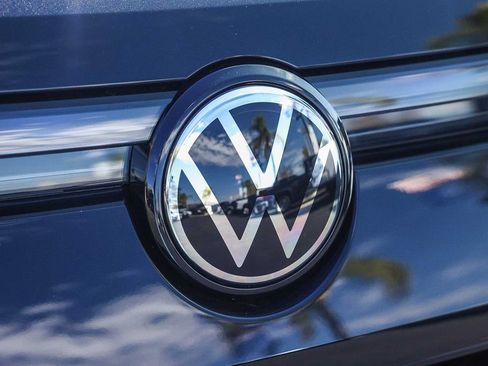 New 2026 Volkswagen Tiguan SE R-Line image 15