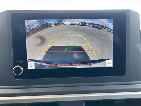 Used 2025 Toyota Tacoma SR w/ SR Upgrade Package image 21