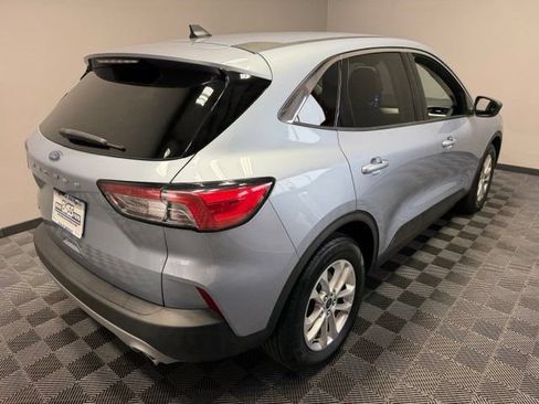 Used 2022 Ford Escape SE w/ Convenience Package FWD image 8