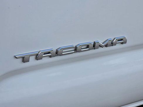 Certified 2023 Toyota Tacoma Limited RWD image 33