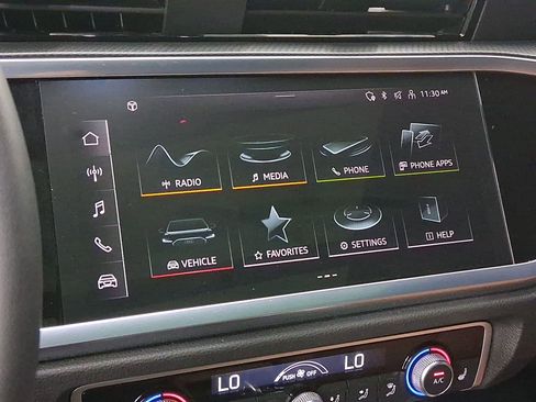 Used 2025 Audi Q3 2.0T Premium w/ Convenience Package image 24