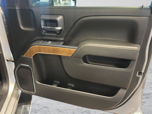 Used 2015 Chevrolet Silverado 2500 LTZ AWD/4WD image 22