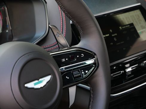 New 2026 Aston Martin DBX 707 image 13