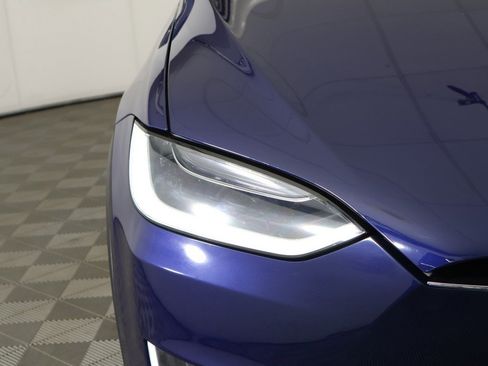 Used 2017 Tesla Model X 75D image 13