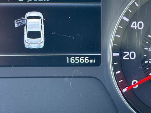 Used 2023 Kia Forte LX image 33