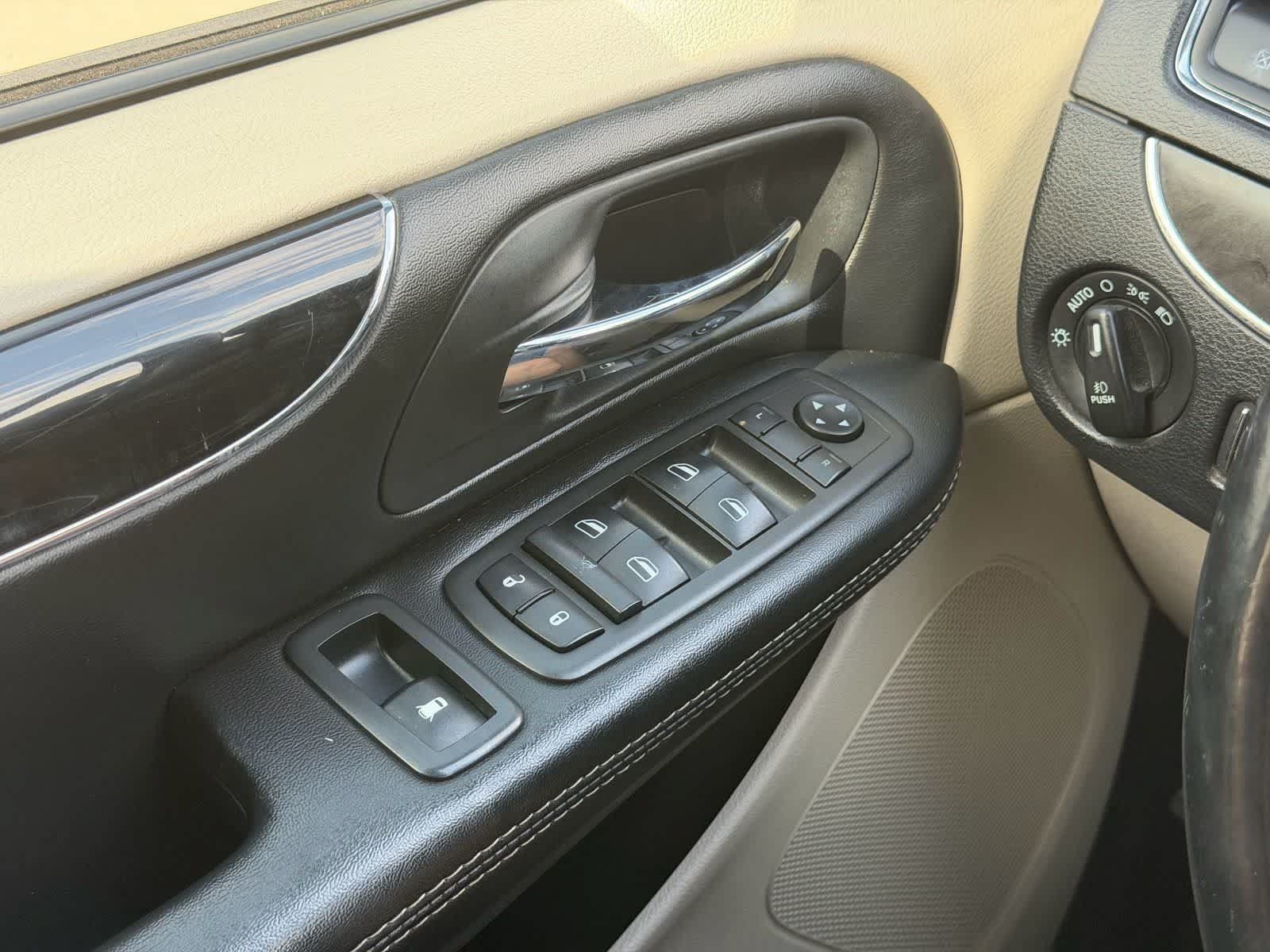 Used 2019 Dodge Grand Caravan SXT FWD image 27