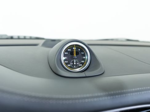 Used 2010 Porsche 911 GT3 RWD image 66