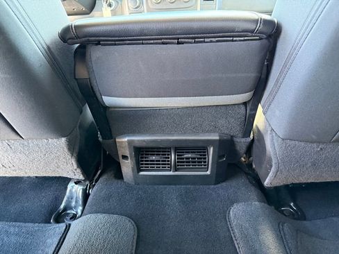 Used 2022 RAM 1500 Classic SLT RWD image 14