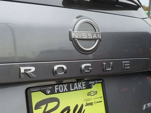 Used 2022 Nissan Rogue S AWD/4WD image 35