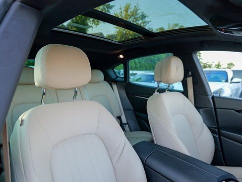 Used 2022 Maserati Levante GT image 36