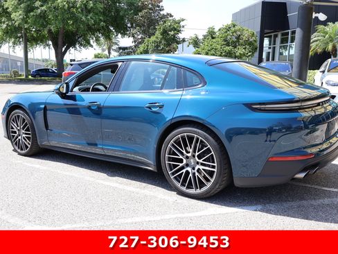 Used 2024 Porsche Panamera 4 image 7