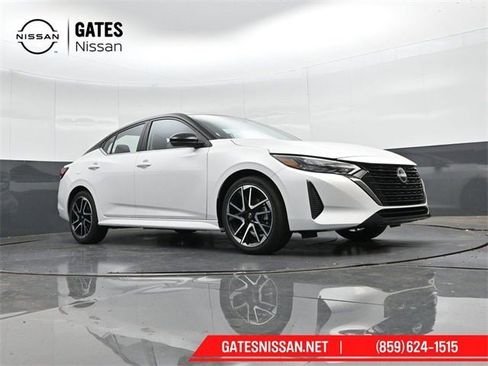 New 2025 Nissan Sentra SR image 42