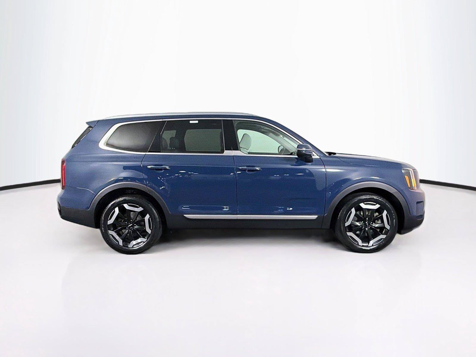 Used 2024 Kia Telluride S w/ S Sunroof Package AWD/4WD image 12
