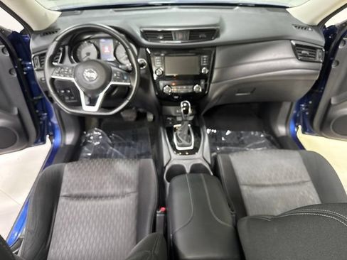 Used 2020 Nissan Rogue SV w/ Premium Package AWD/4WD image 16