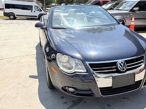 Used 2008 Volkswagen Eos Komfort FWD image 13