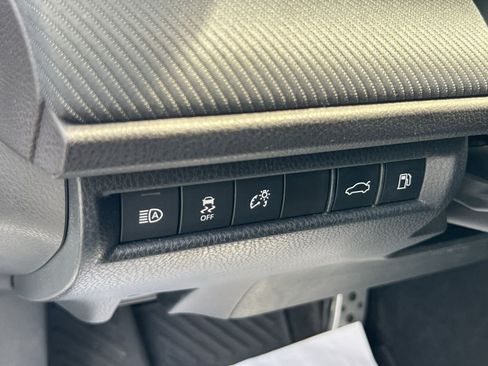 Used 2025 Toyota Camry SE w/ Convenience Package FWD image 26