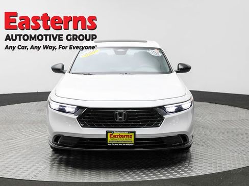 Used 2024 Honda Accord Sport image 2