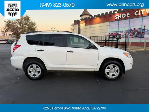 Used 2012 Toyota RAV4 FWD w/ Value Pkg image 4