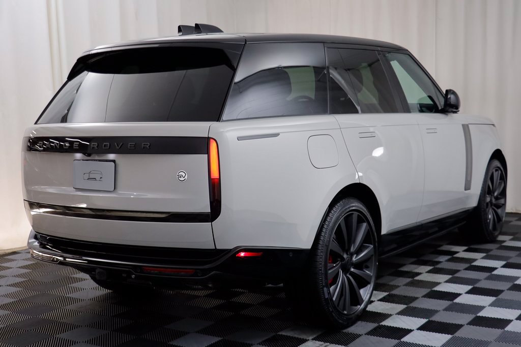 New 2026 Land Rover Range Rover SV AWD/4WD image 23