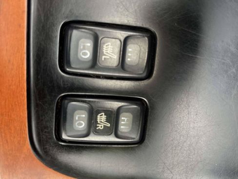 Used 2002 Lexus LX 470 4WD image 20