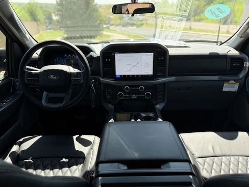 New 2025 Ford F150 XLT w/ Equipment Group 301A Standard image 19