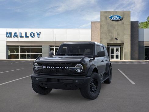 New 2026 Ford Bronco Outer Banks image 2