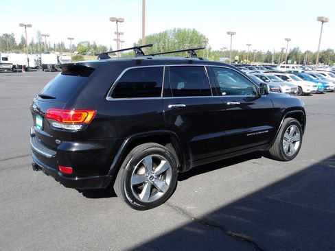 Used 2015 Jeep Grand Cherokee Overland AWD/4WD image 5