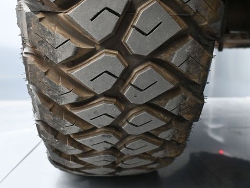 Used 2021 Ford F250 Lariat w/ Tremor Off-Road Package AWD/4WD image 19