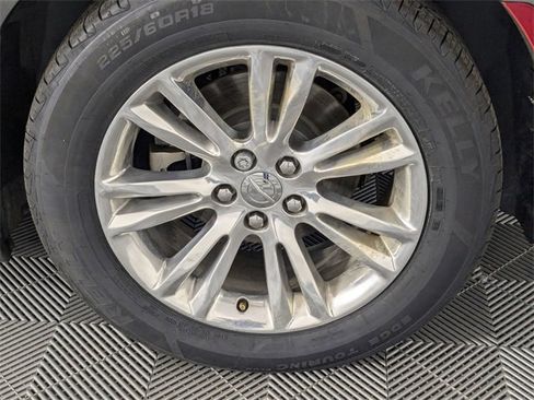 Used 2021 Chrysler 300 Touring L image 8