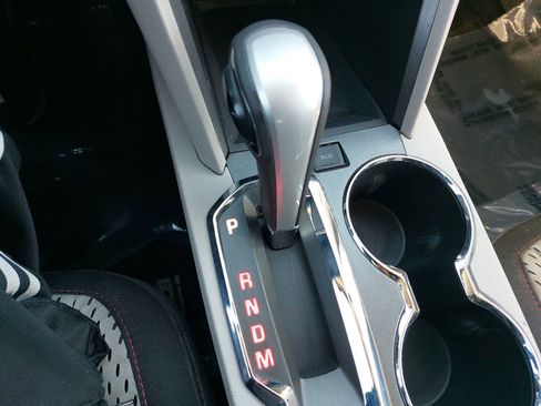 Used 2014 GMC Terrain SLE image 22