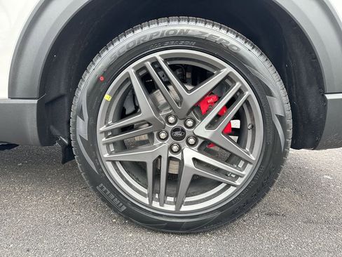 New 2026 Ford Explorer ST w/ Sun And Sound Package image 29