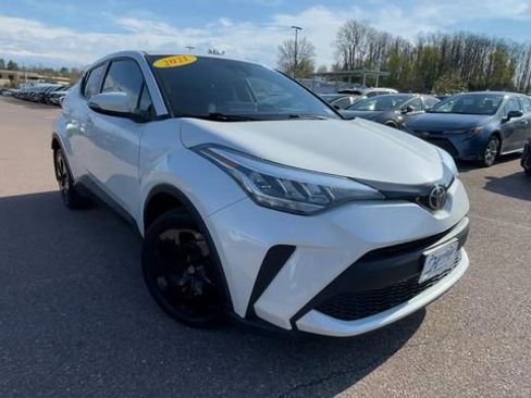 Used 2021 Toyota C-HR LE FWD image 8