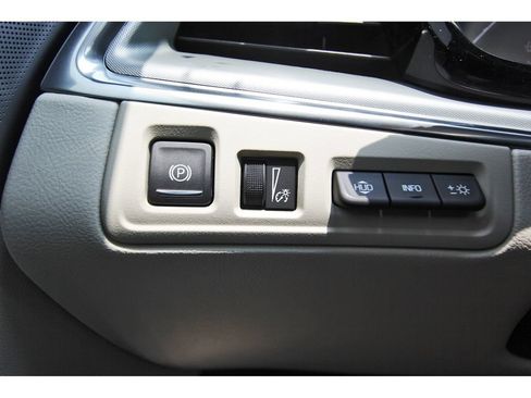 New 2026 Cadillac XT5 Premium Luxury w/ Driver Assist Package FWD image 14