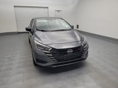 Used 2024 Nissan Versa SR FWD image 14